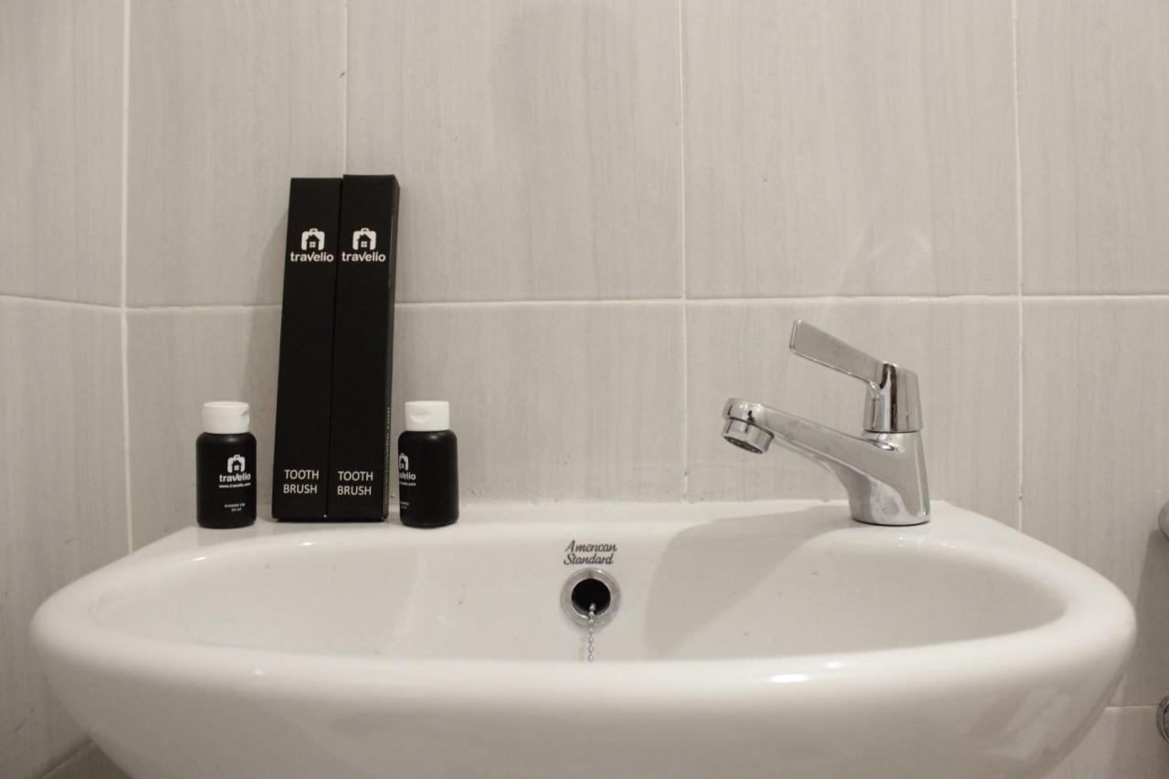 Zest Semi At The Paskal Near Binus By Travelio * Bandung